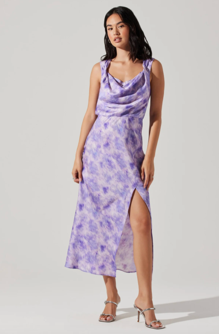 Vestido midi cuello volante color morado abstracto - ICONYWEAR