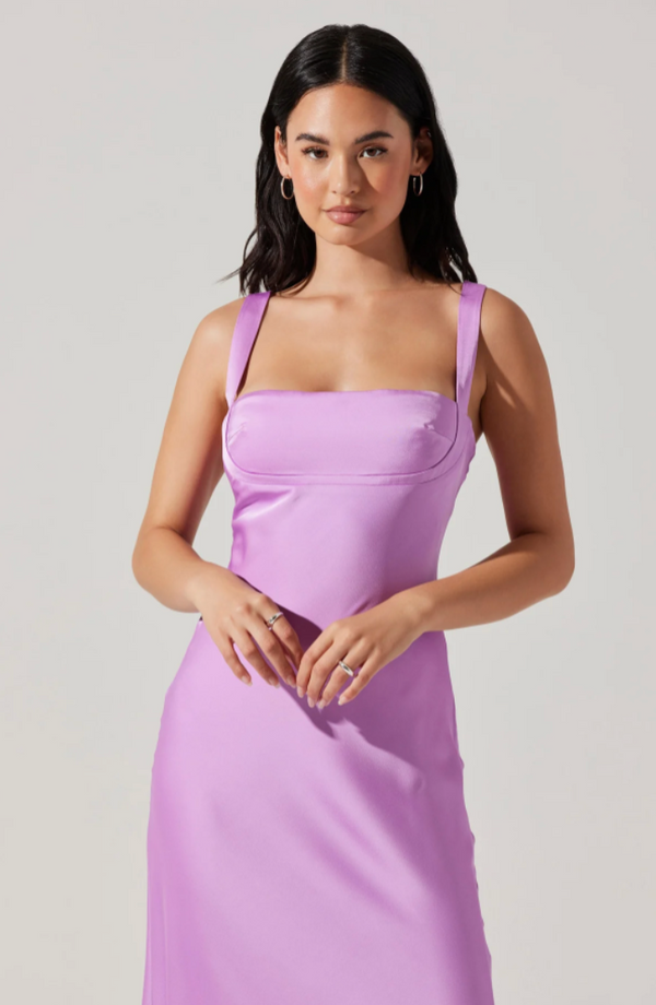 Vestido maxi de satin color lila - ICONYWEAR