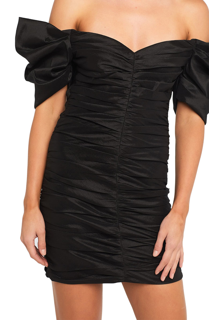 Vestido negro mini cold shoulders - ICONYWEAR