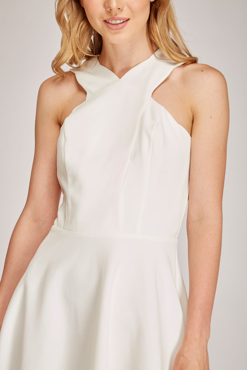 Vestido blanco con cuello cruzado - ICONYWEAR