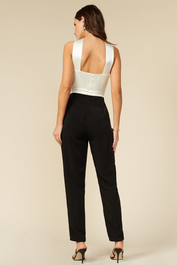 Jumpsuit blanco con negro - ICONYWEAR